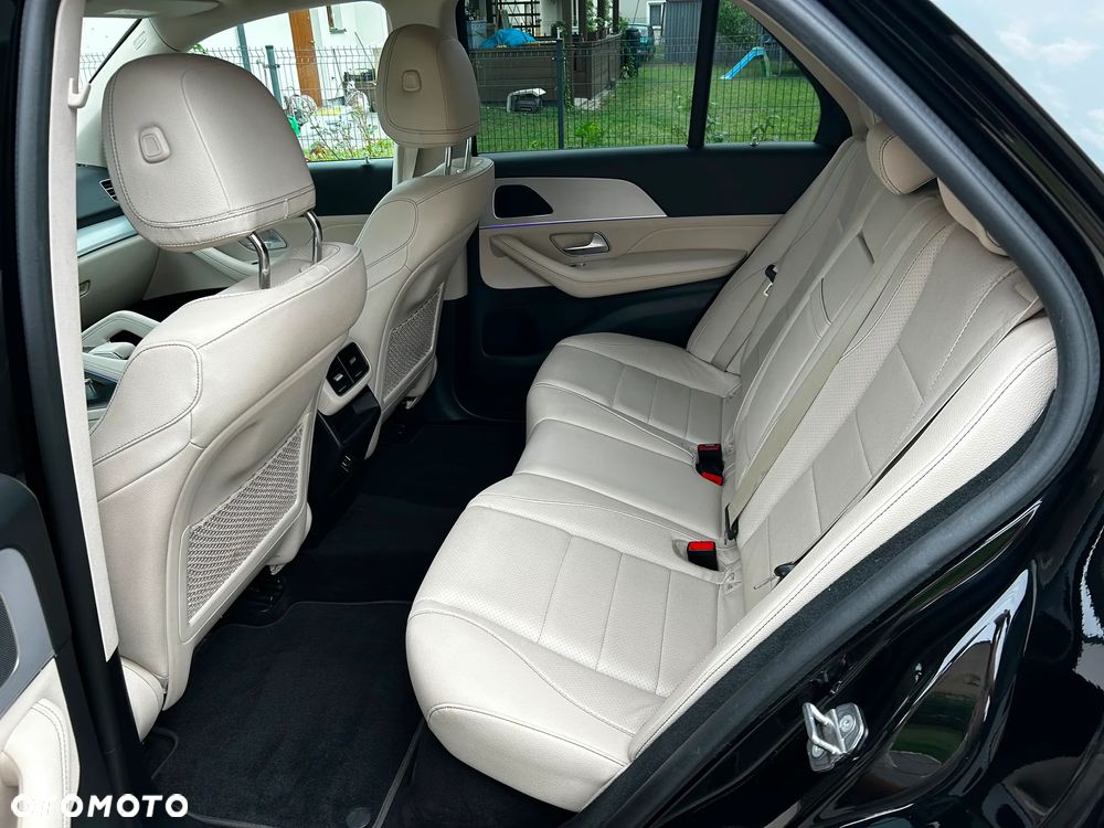 Mercedes-Benz GLE 300 d 4-Matic - 27