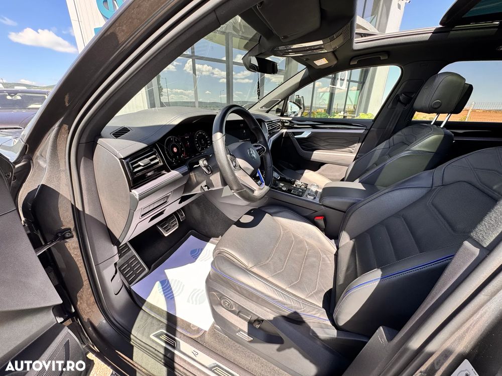 Volkswagen Touareg V6 TSI eHybrid PHEV R - 22