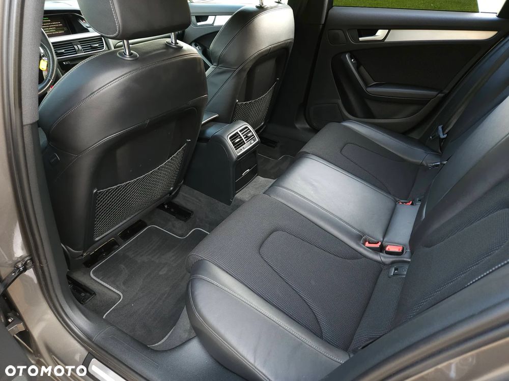 Audi A4 Avant 2.0 TDI DPF quattro S line Sportpaket - 37