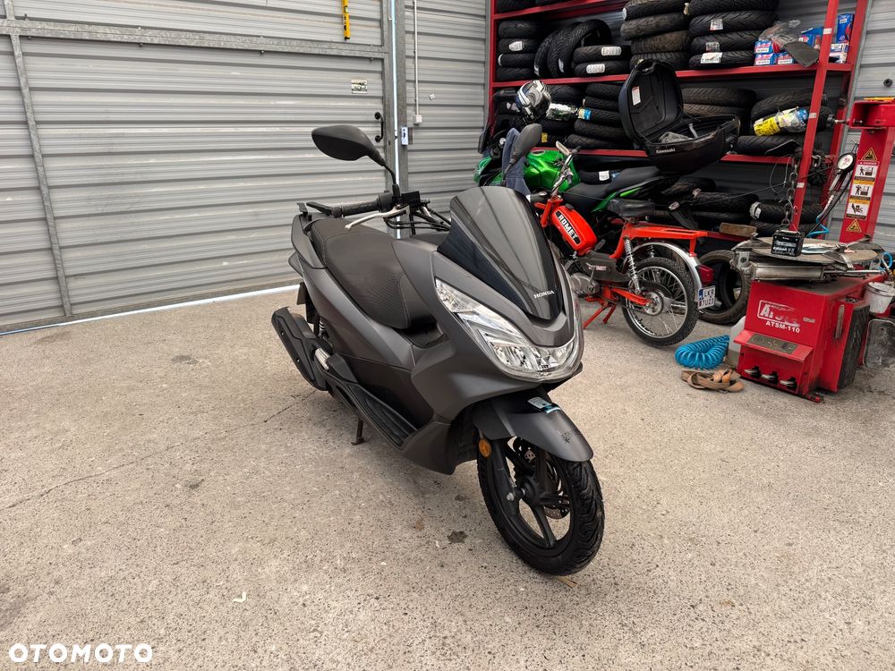 Honda PCX - 1