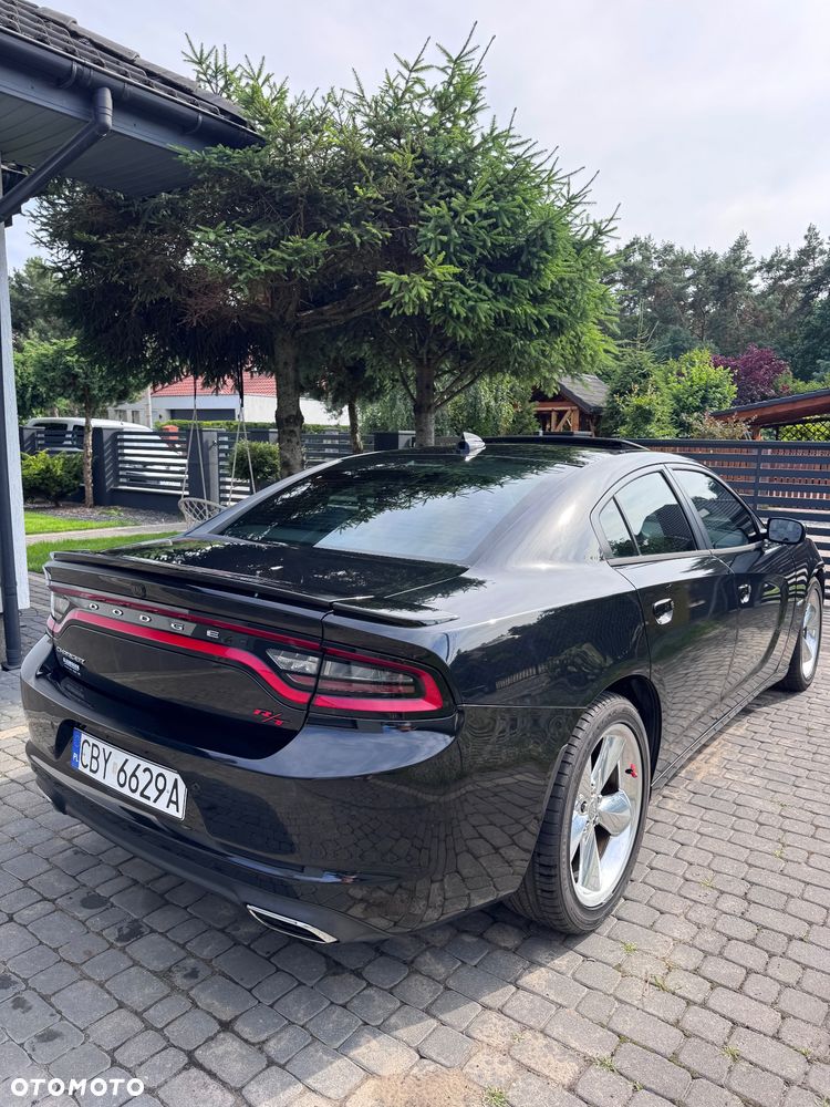 Dodge Charger - 1