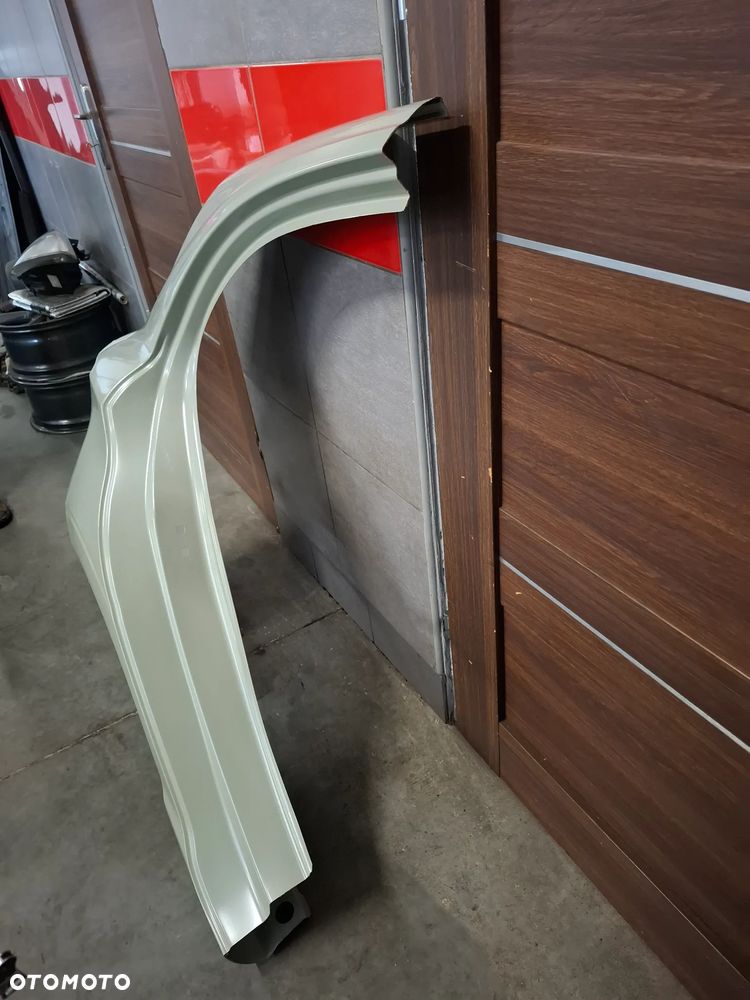 Błotnik prawy tył poszycie nowy MG 3 - 2