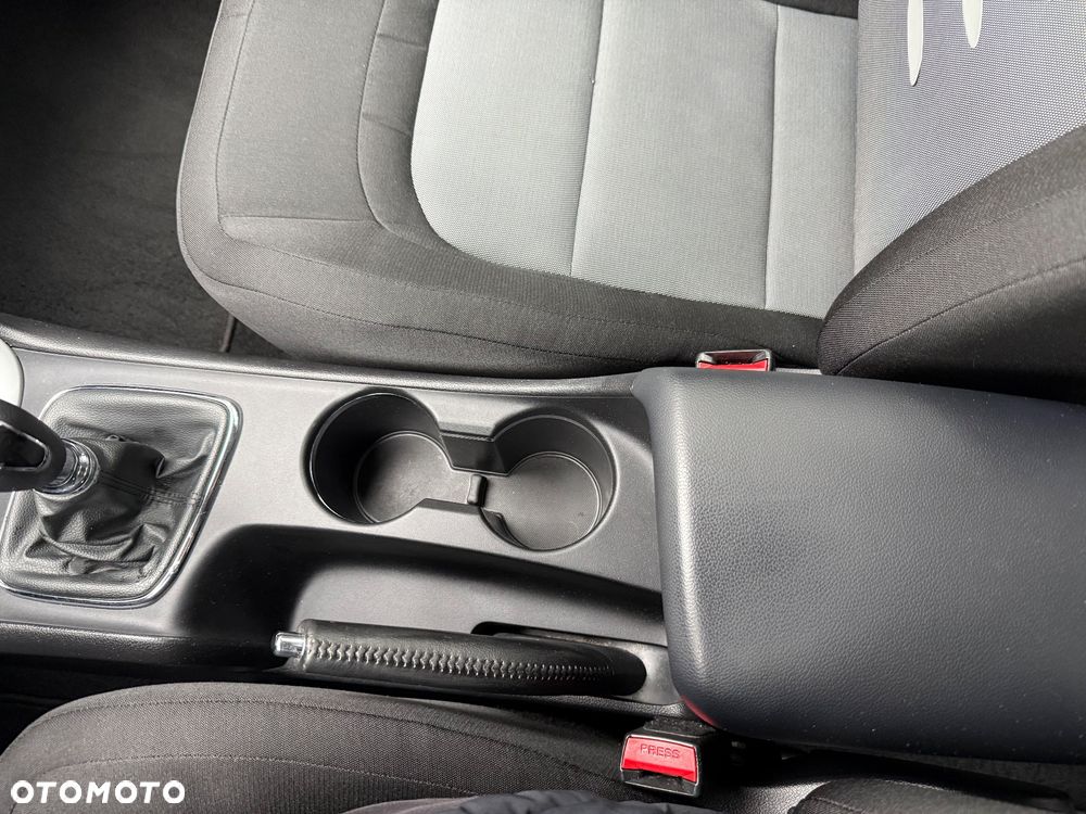 Kia Ceed - 15