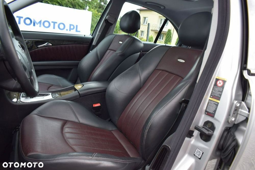 Mercedes-Benz Klasa E 55 AMG Automatik - 9