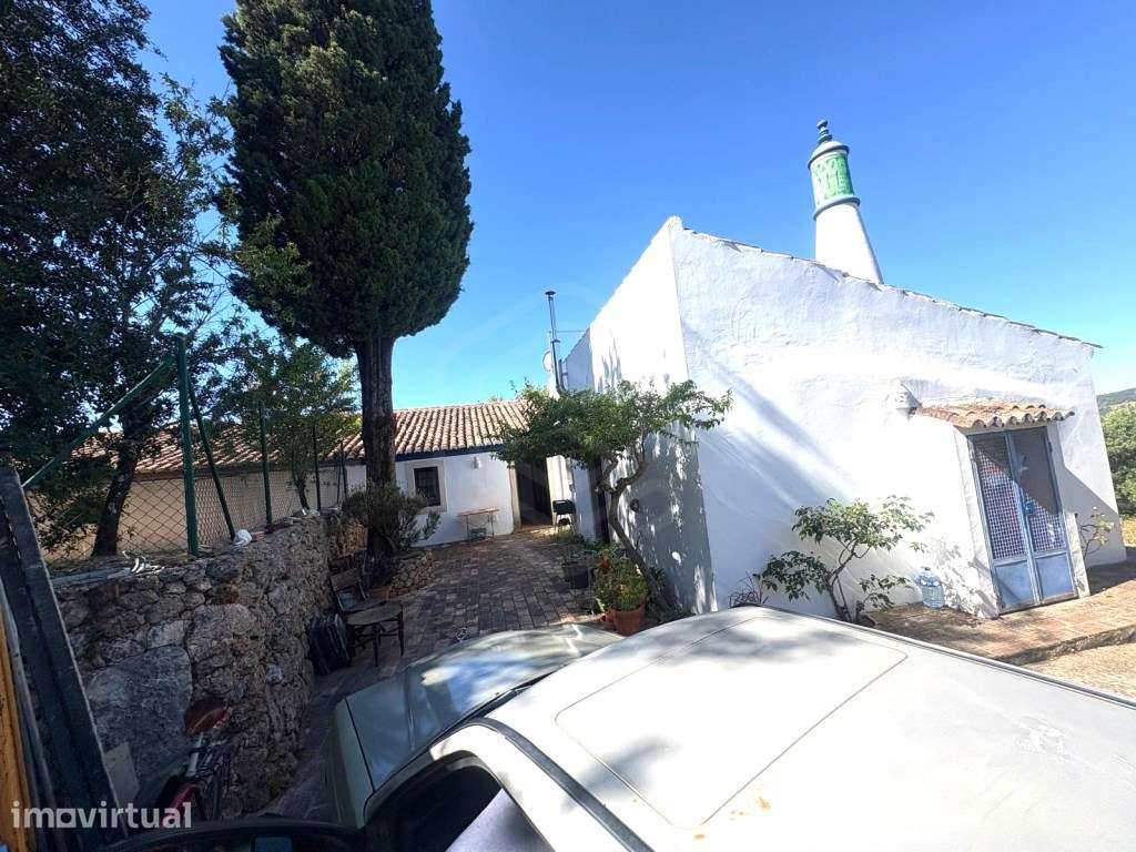 Moradia de campo V2, totalmente recuperada, Querença, Loulé, Algarve - Grande imagem: 2/19
