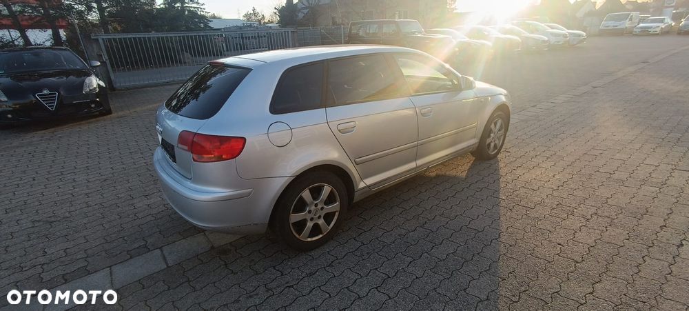 Audi A3 Sportback - 7