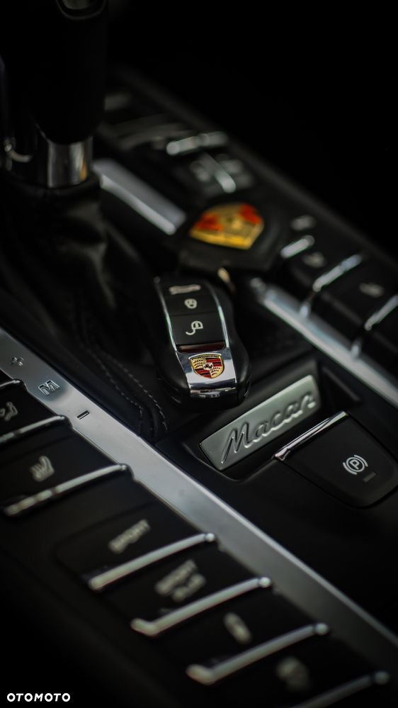 Porsche Macan - 18