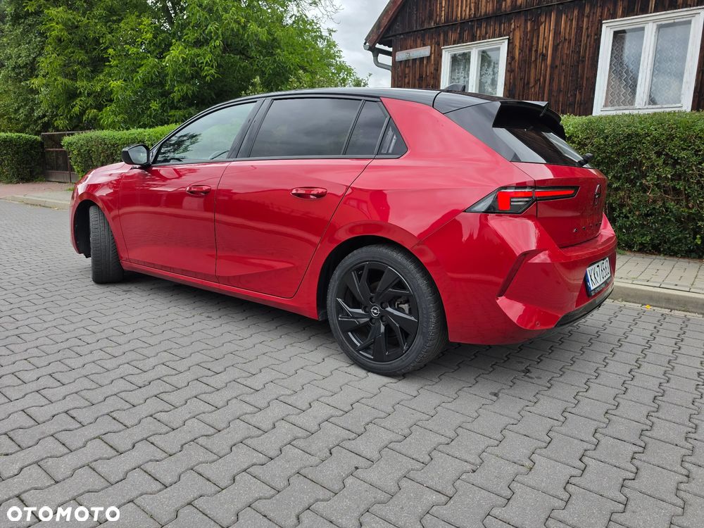 Opel Astra 1.2 T GS Line S&S - 9