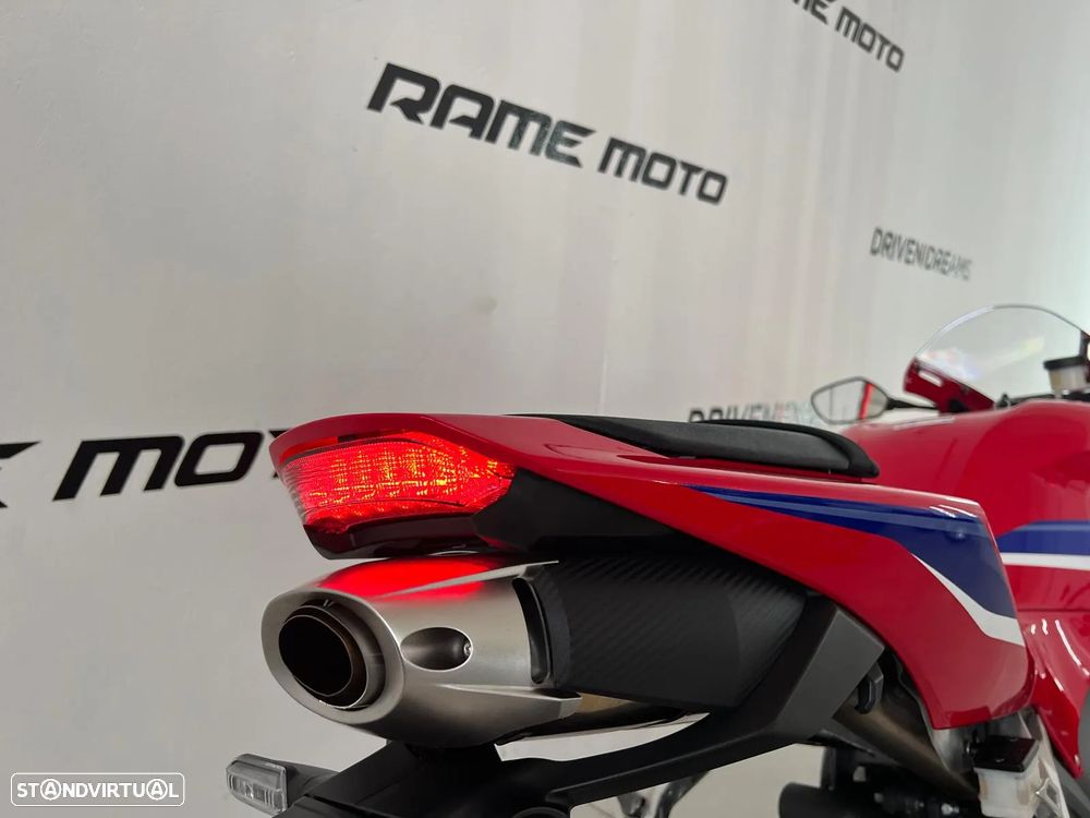 Honda CBR 600RR - 17