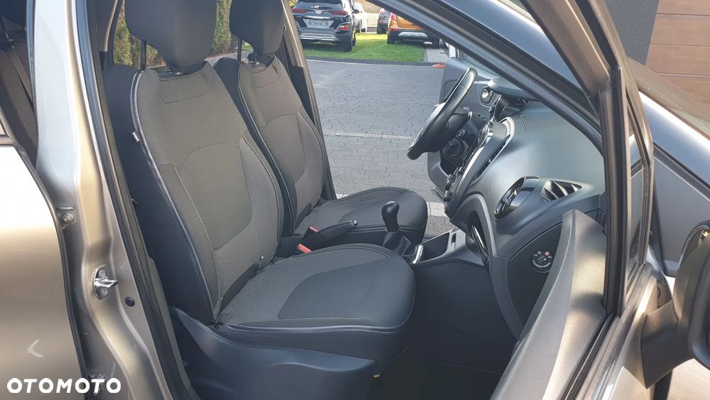 Renault Captur ENERGY dCi 110 Bose Edition - 24