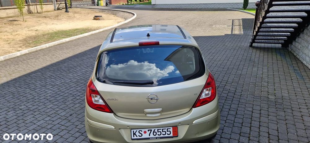 Opel Corsa 1.2 16V Cosmo - 6