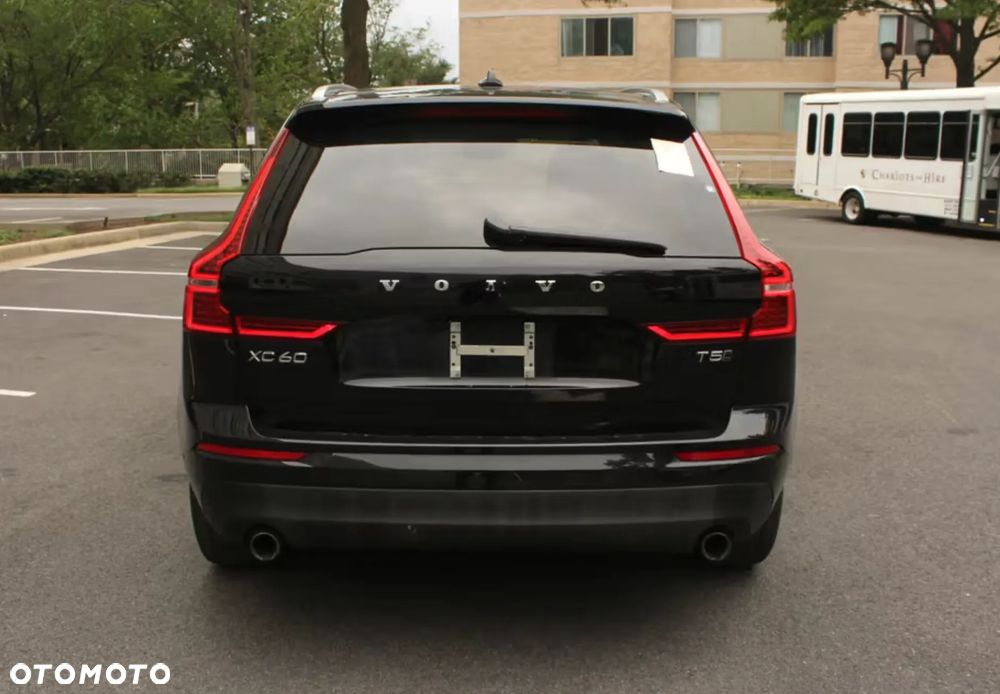 Volvo XC 60 T5 AWD Geartronic Momentum - 8