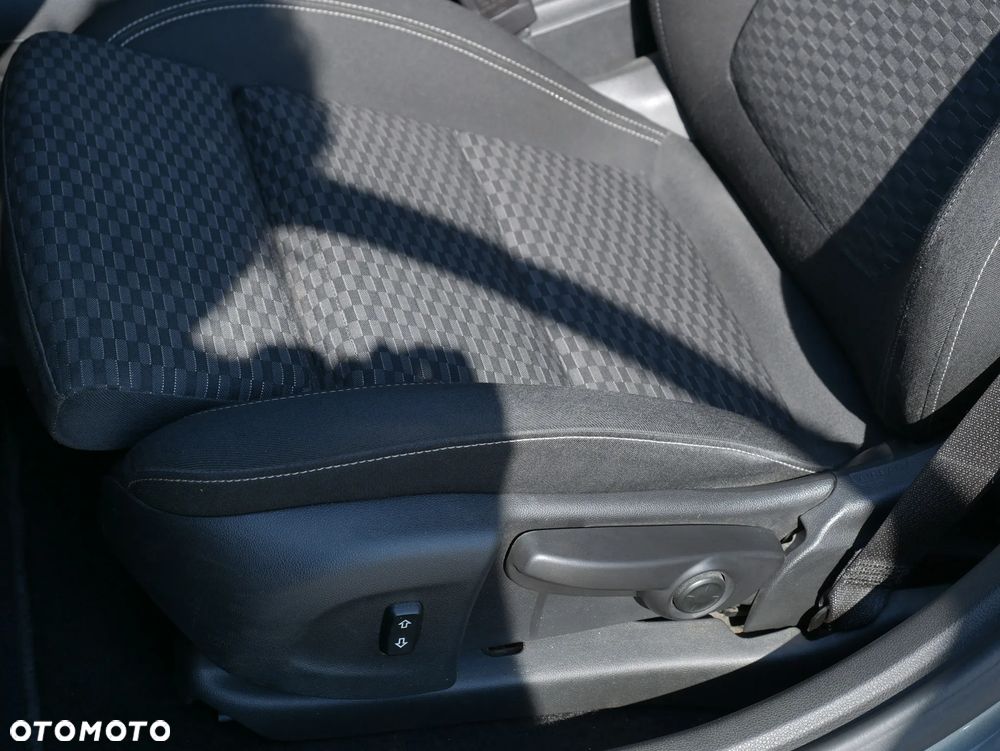Opel Astra 1.6 D (CDTI) Business - 13