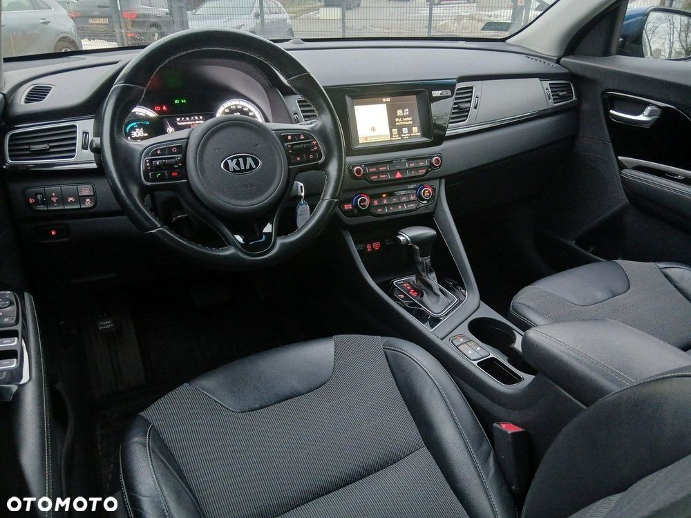 Kia Niro 1.6 GDI Hybrid L - 18