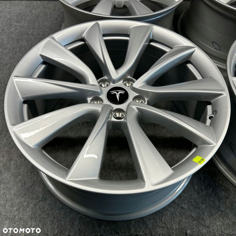 KOMPLET FELG TESLA MODEL 3 LIFT 19” PERFORMANCE - 8