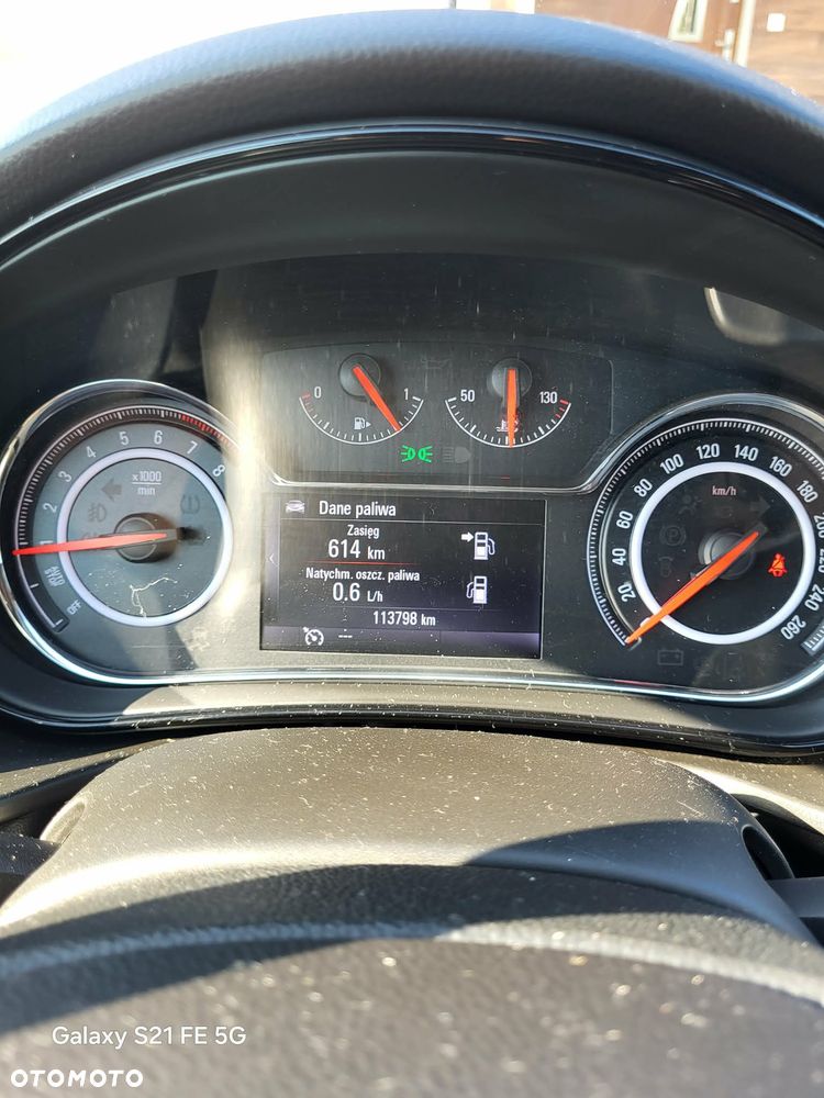 Opel Insignia - 10