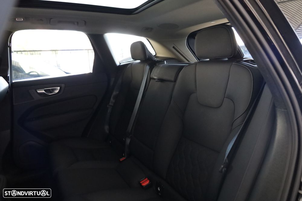 Volvo XC 60 2.0 T6 PHEV Plus Bright - 9