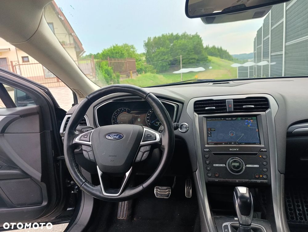 Ford Mondeo - 31