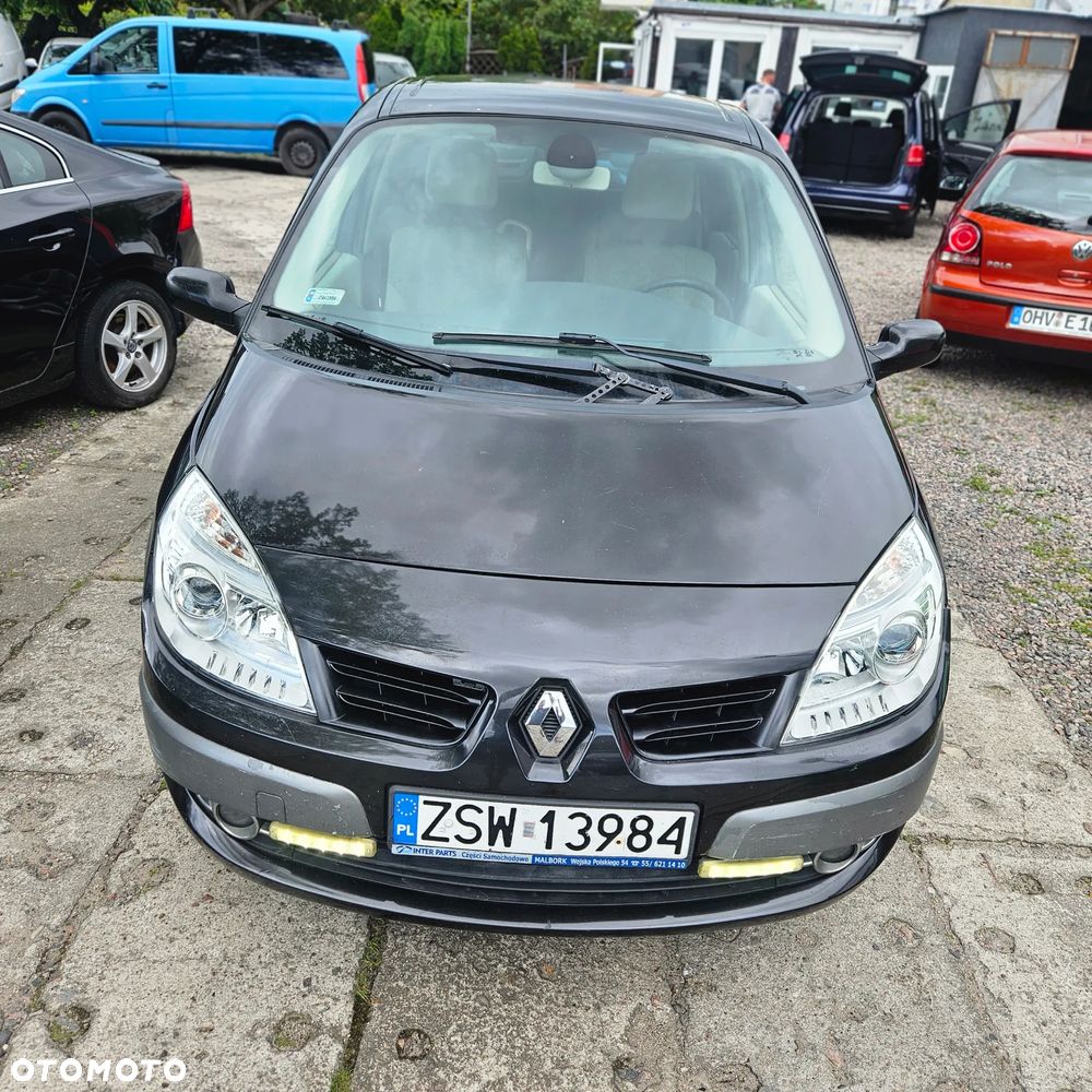 Renault Scenic - 1