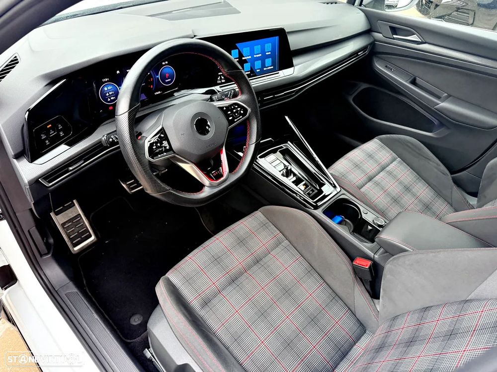 VW Golf 2.0 TSI GTI DSG - 21