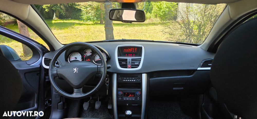 Peugeot 207 1.6 VTi Active - 12