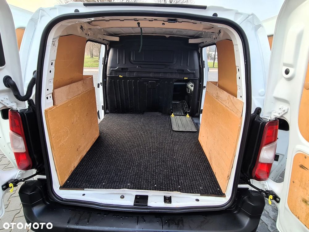 Citroën BERLINGO 1.5 E-HDI - 26