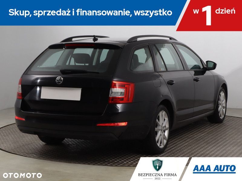 Skoda Octavia - 7