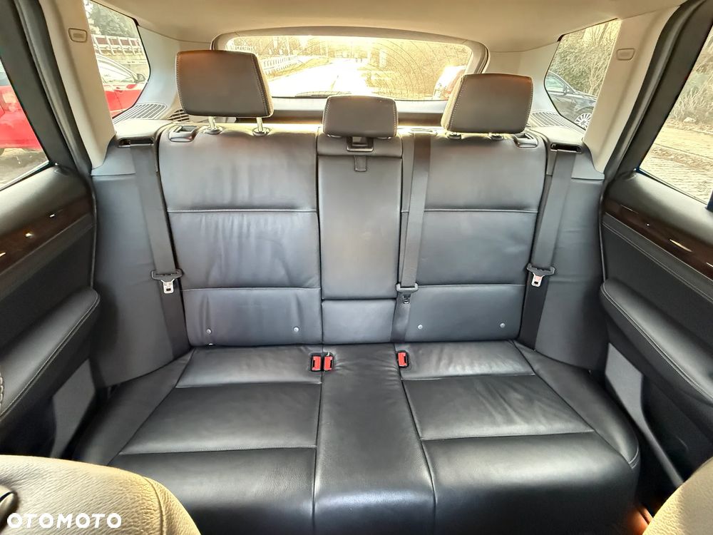 BMW X3 28i xDrive - 16