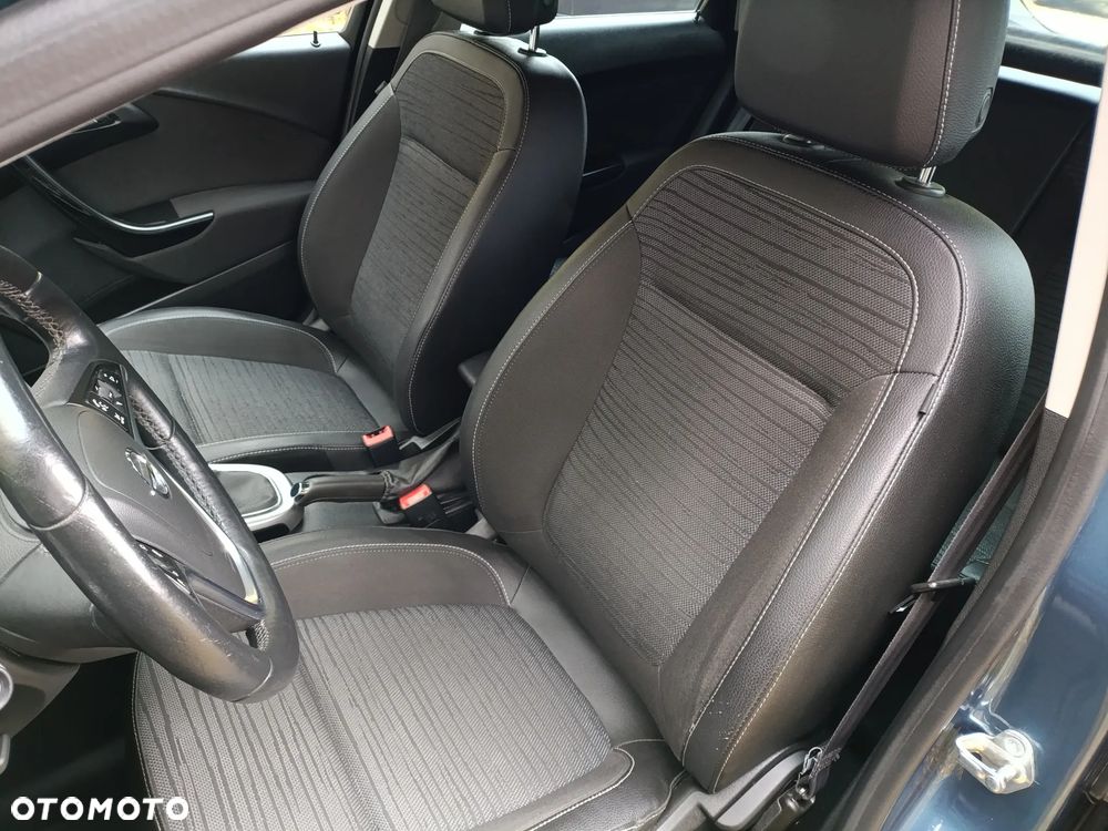 Opel Astra 2015 photo 3