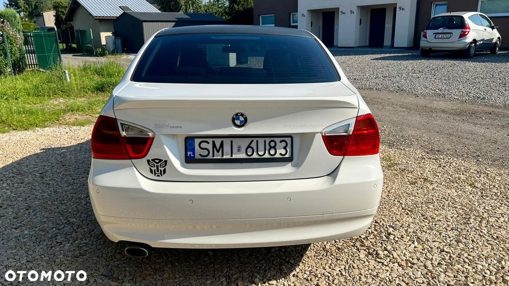 BMW Seria 3 318d - 10