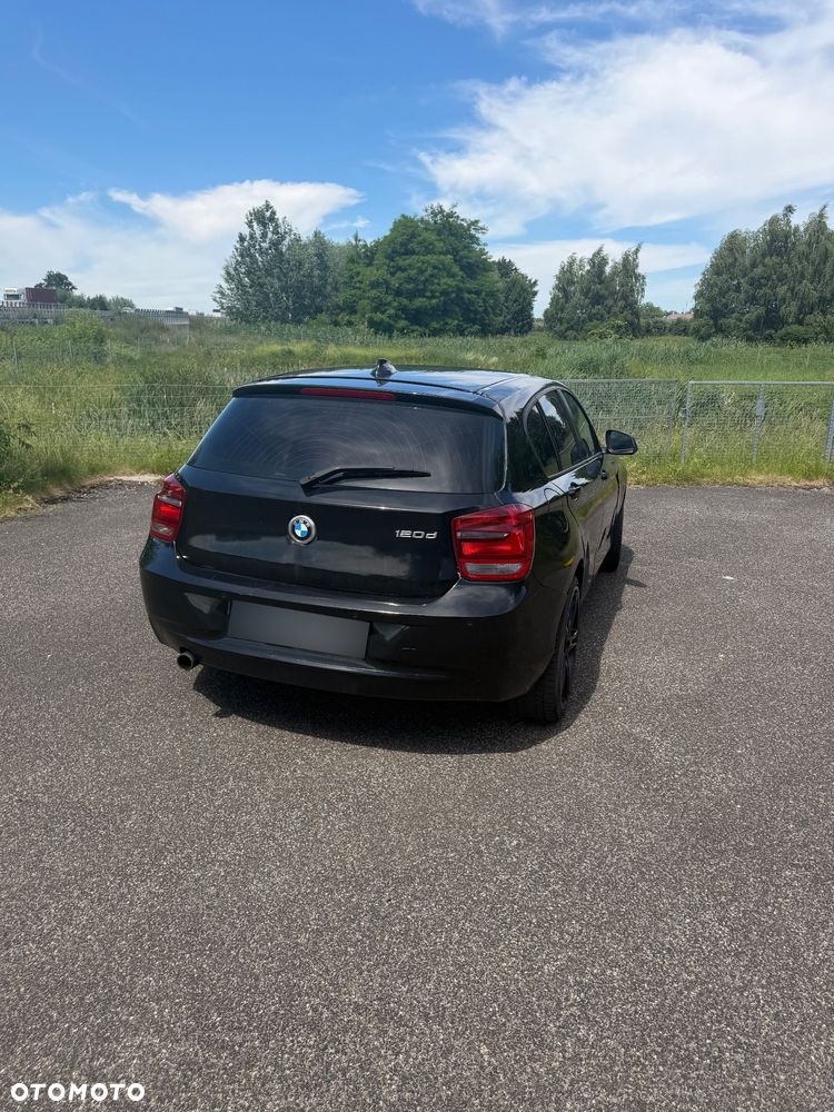 BMW Seria 1 120d Sport Line - 6