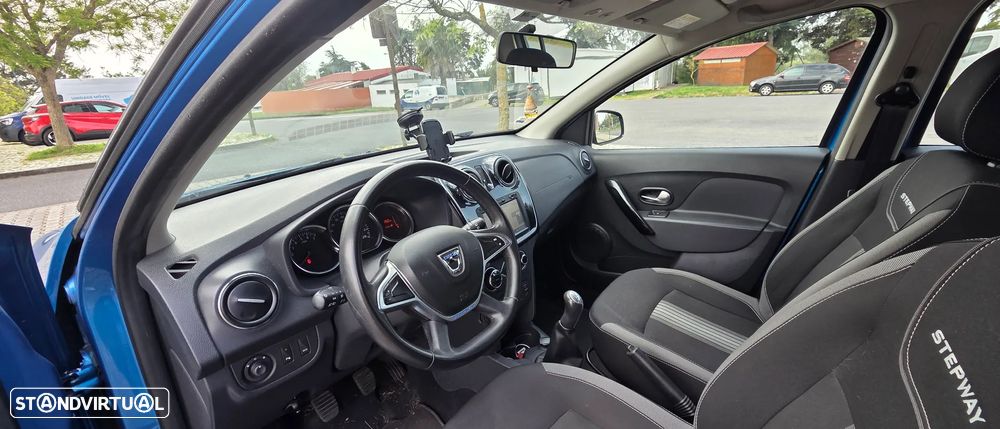 Dacia Sandero 1.5 dCi Stepway - 10