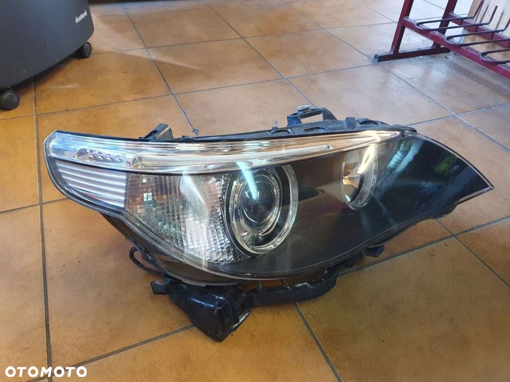 REFLEKTOR PRAWY BMW V 5 E60 E61 BI XENON EU - 2