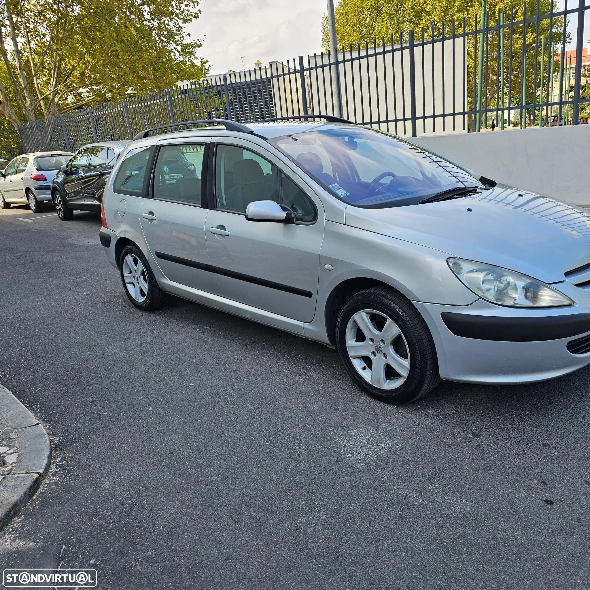 Peugeot 307 Break 2.0 HDi XT Premium - 18