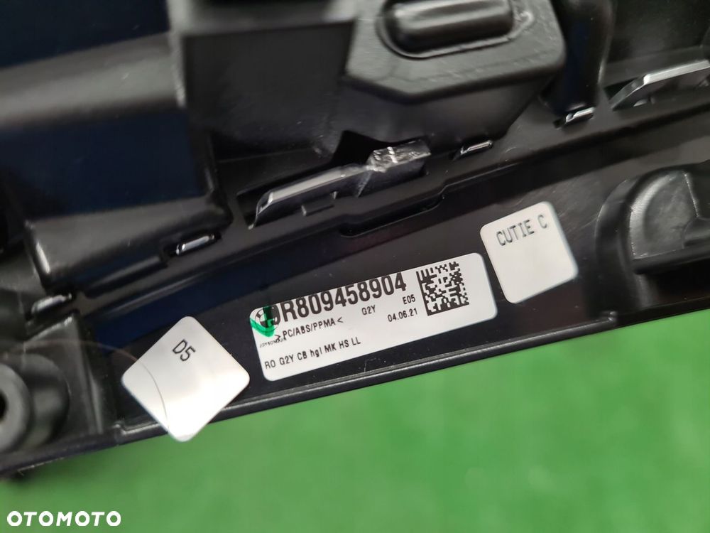 BMW M3 G80 DEKOR KONSOLI ŚRODKOWEJ CARBON 8094589 - 3