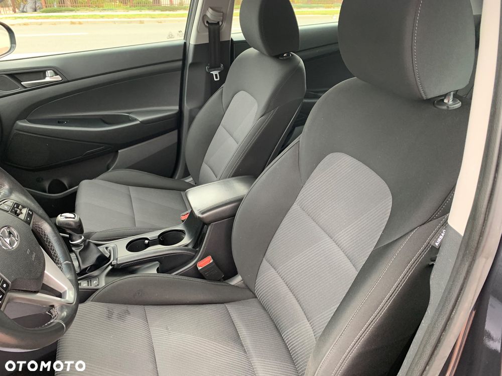Hyundai Tucson 1.6 GDI BlueDrive Comfort 2WD - 30