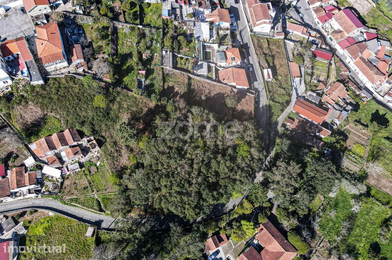 Terreno rústico, com capacidade construtiva em Pedroso - Grande imagem: 5/15