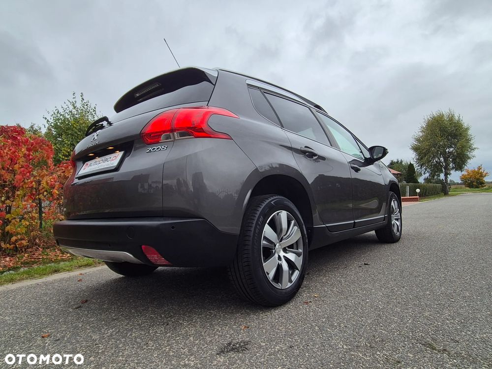 Peugeot 2008 - 12