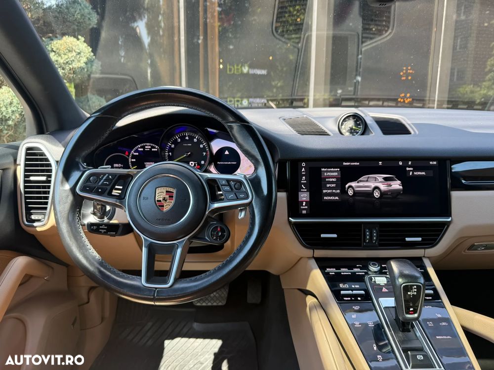 Porsche Cayenne - 11