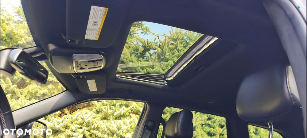 Jeep Grand Cherokee - 17