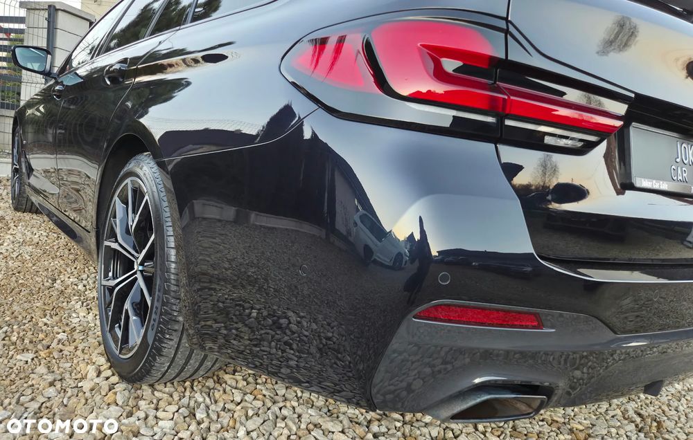 BMW Seria 5 520d xDrive Touring M Sport Edition - 37