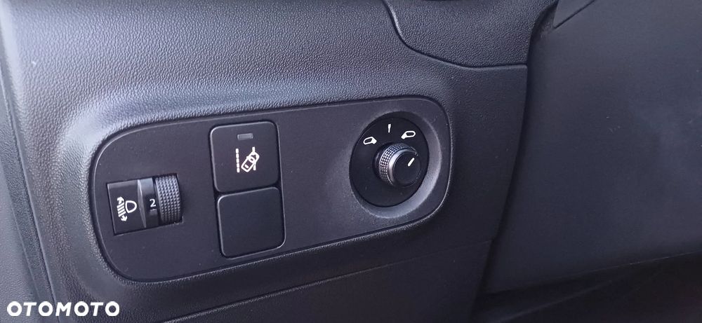 Citroën C3 1.2 PureTech Feel - 19