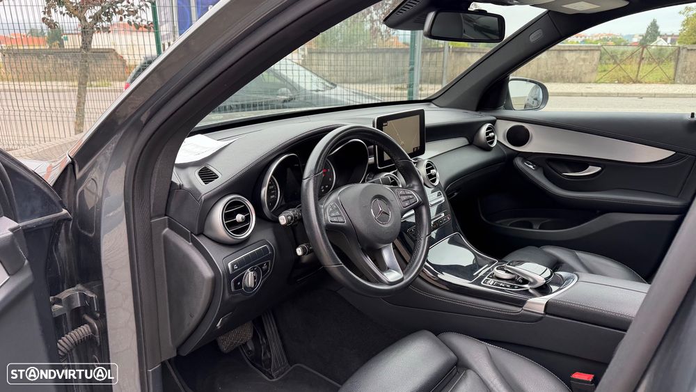 Mercedes-Benz GLC 220 d 4Matic 9G-TRONIC Exclusive - 27