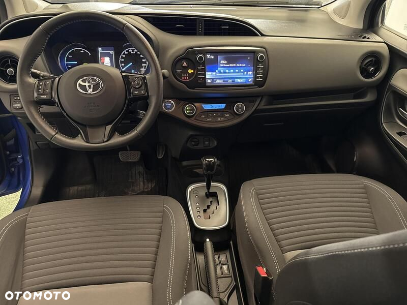 Toyota Yaris - 21