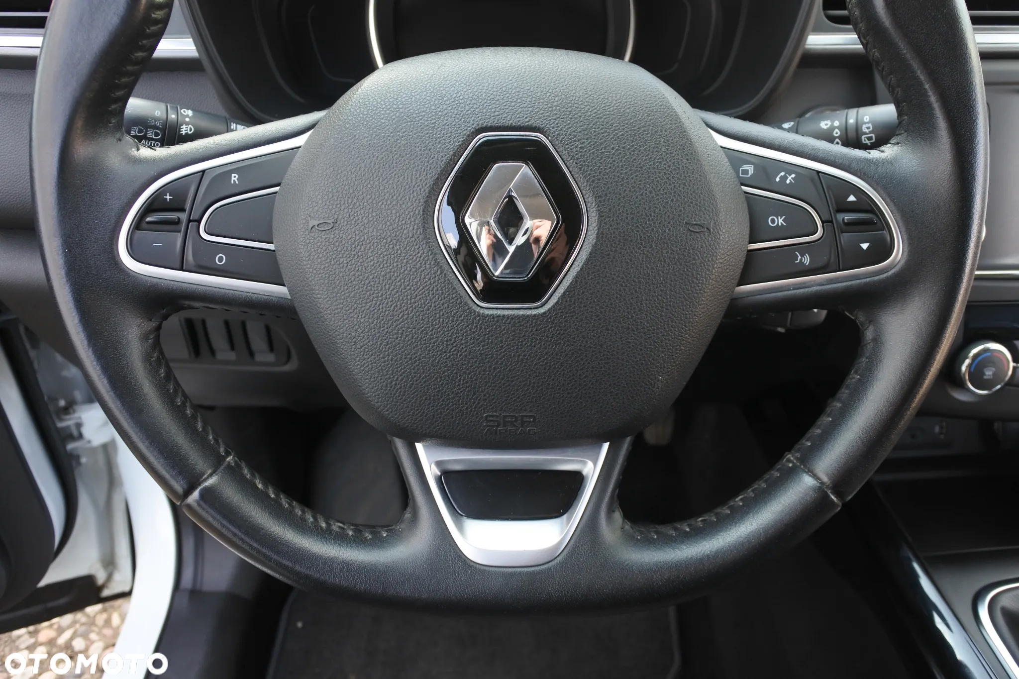Renault Kadjar TCe 140 GPF LIMITED - 17