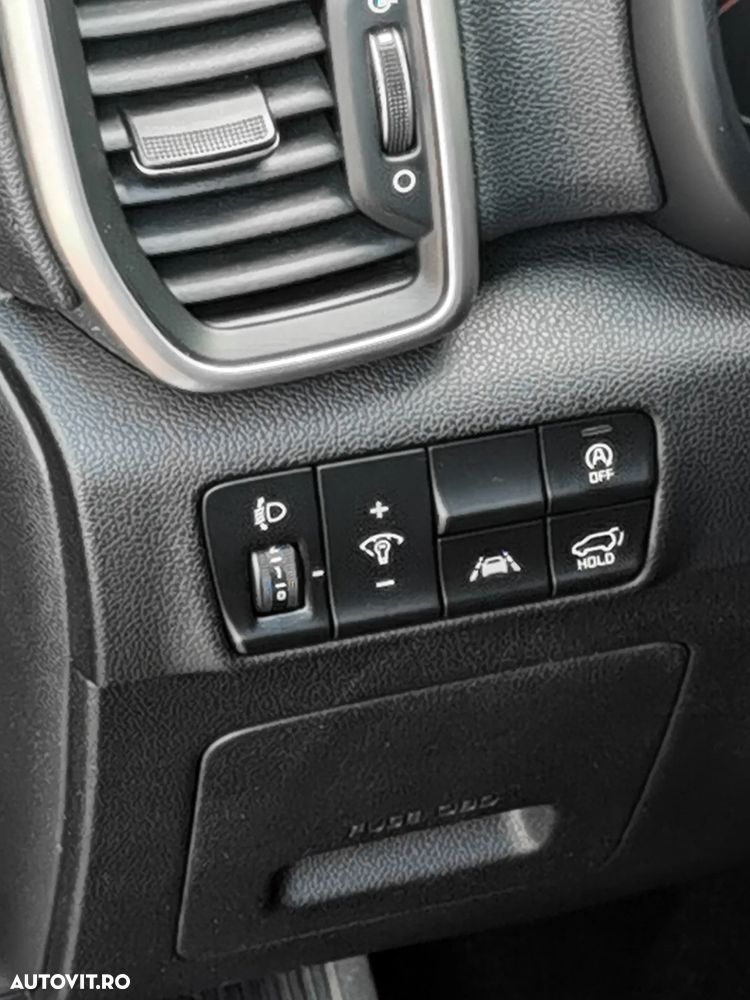 Kia Sportage 1.6 DSL 7DCT HP 4x2 Style - 8