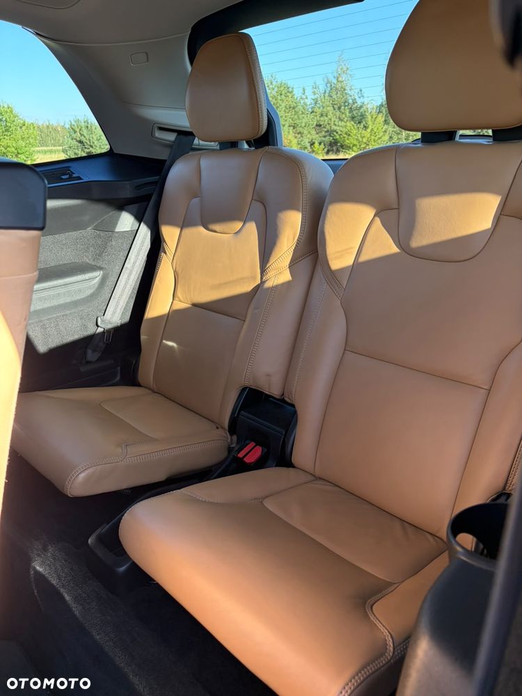 Volvo XC 90 D5 AWD Inscription 7os - 23