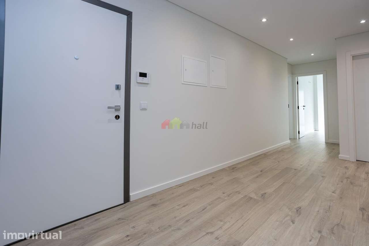 Apartamento T4 Com garagem box - Montijo - Grande imagem: 2/42