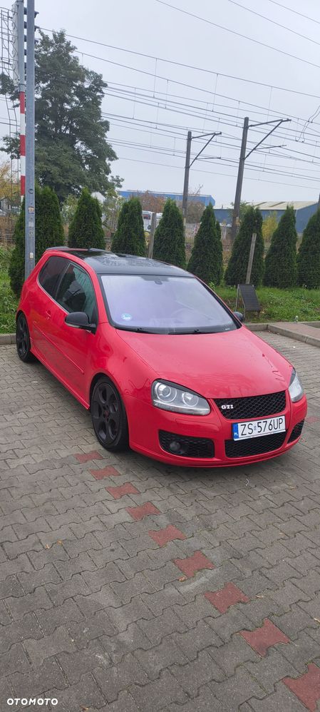 Volkswagen Golf 2.0 TSI GTI - 1