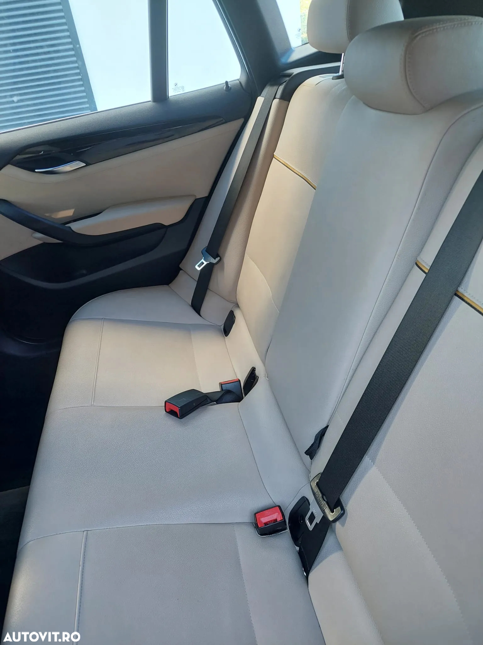 BMW X1 - 10